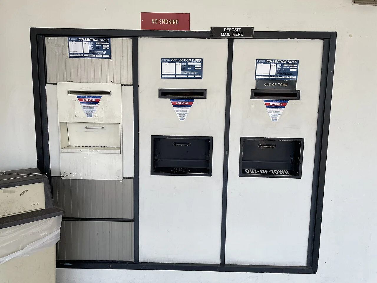 Tallulah Post Office interior 03