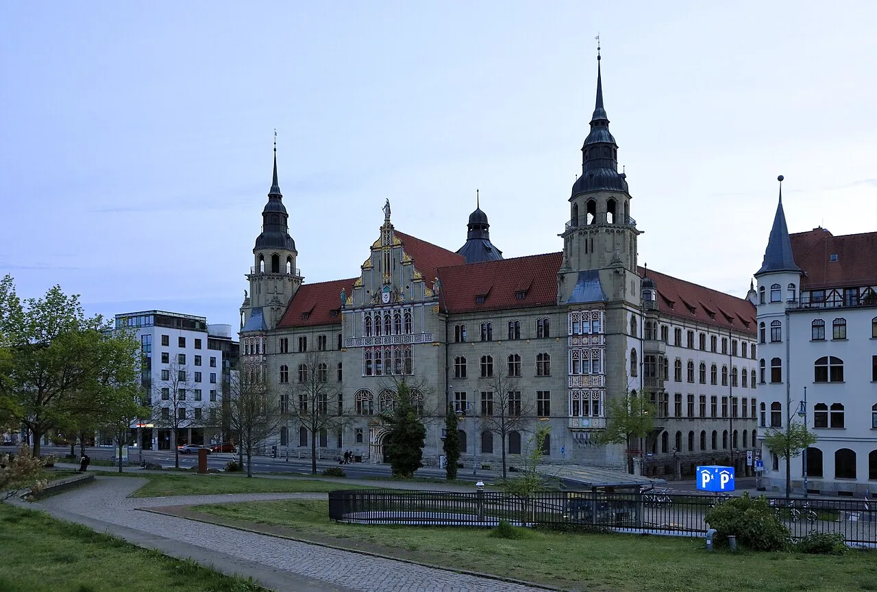 L07 295 Halle, Landgericht