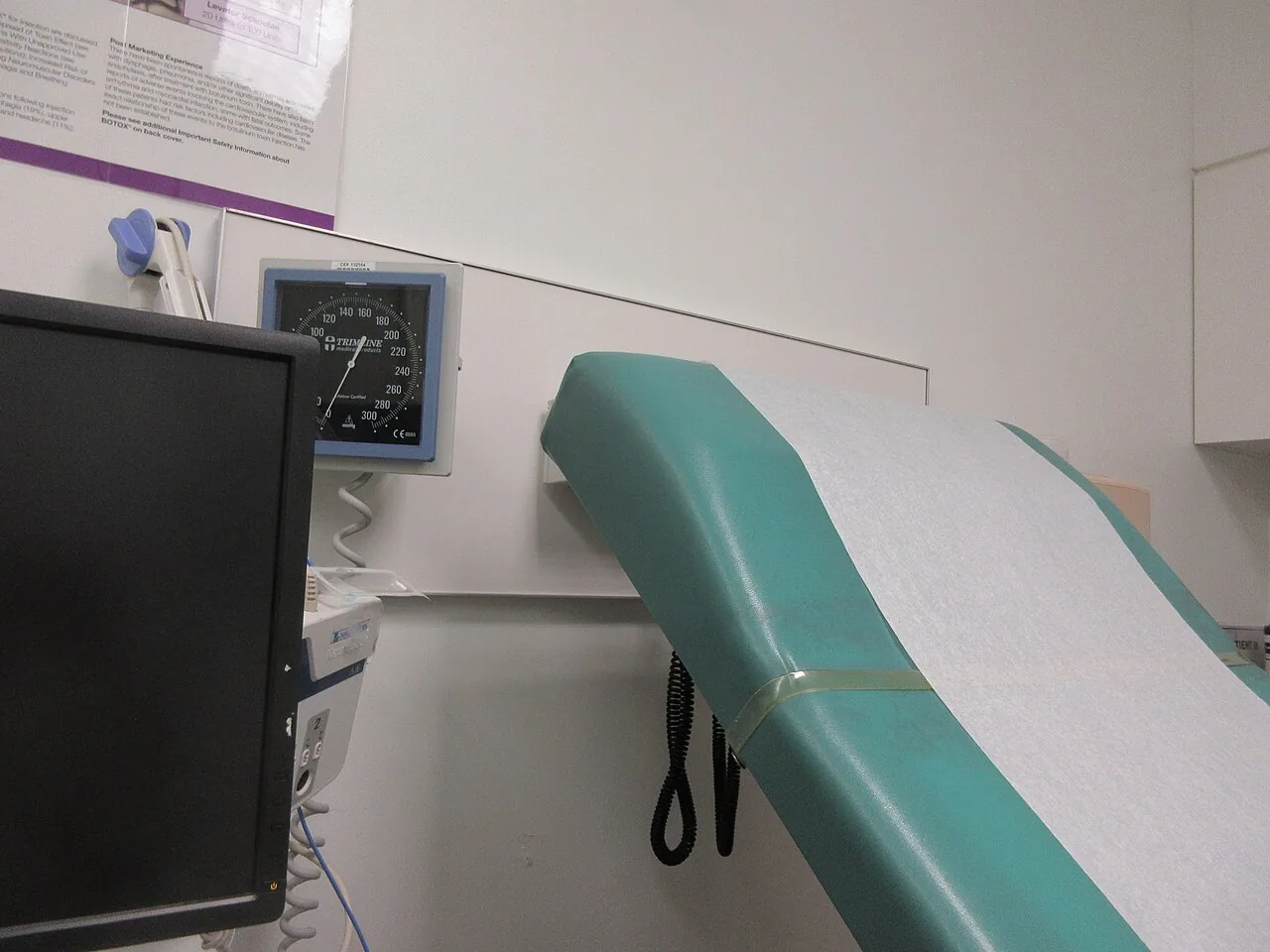 University Medical Center New Orleans Examination Room 02